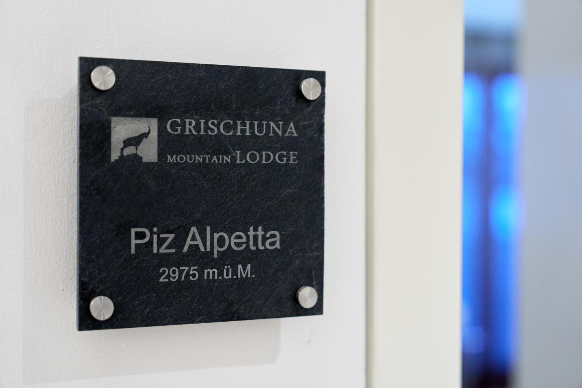 Grischuna Mountain Lodge 萨姆瑙恩 外观 照片